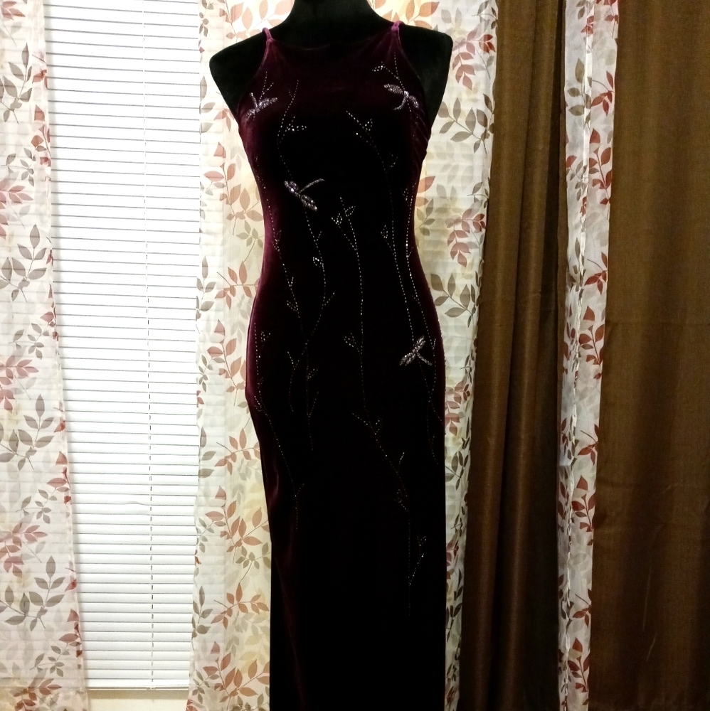 Prom and formal dress